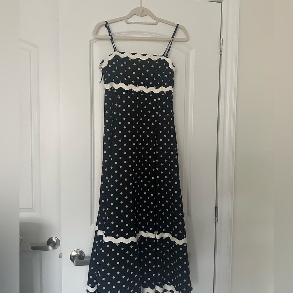 Elegant Black and White Polka Dot dress, Sim & Sam Scalloped Midi Dress - Picture 3 of 6